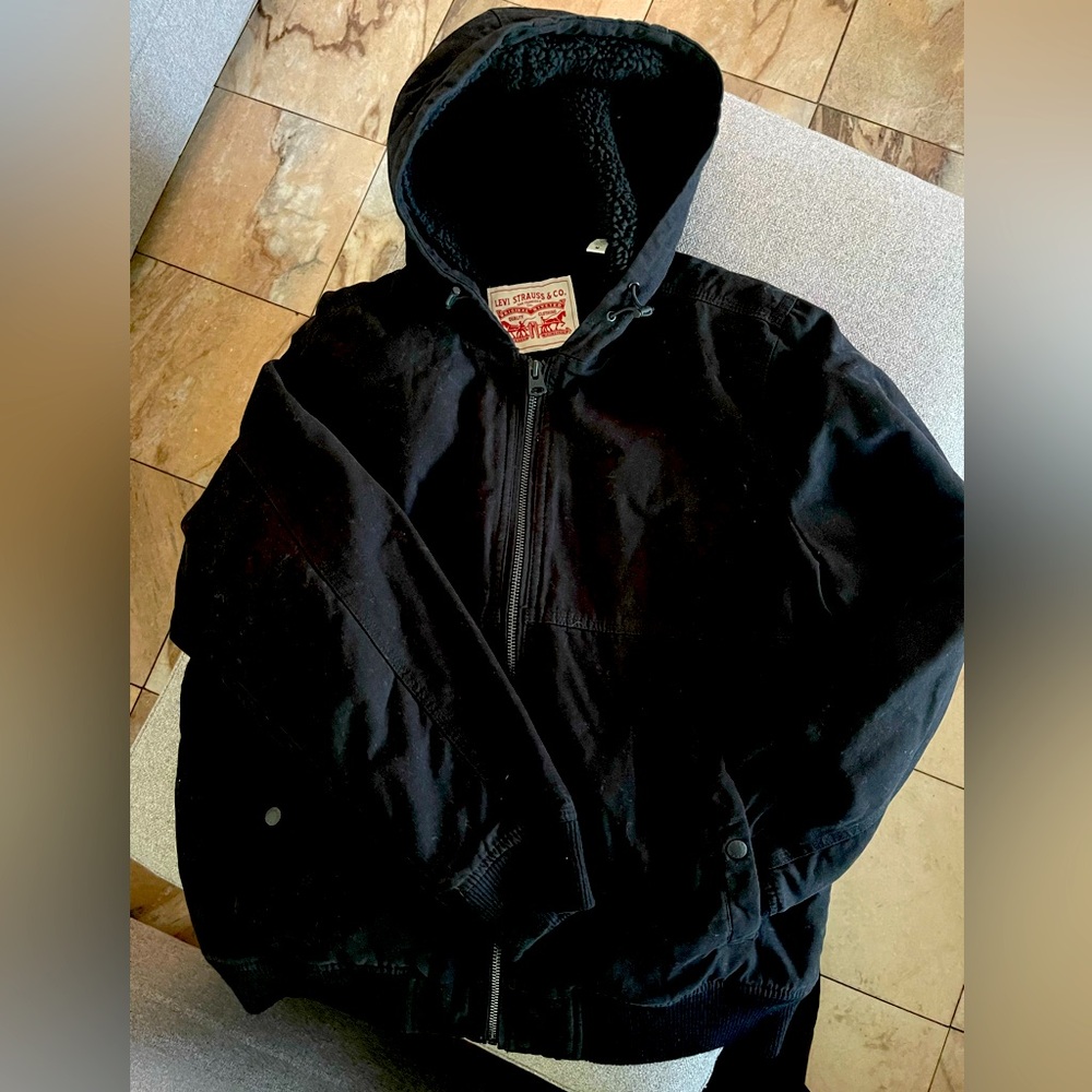Men’s Levi’s hooded jacket